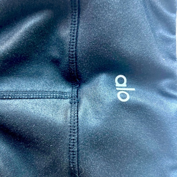 Alo yoga Gypset Godess Multicolor Butterflies Glossy Print Leggings Size XS - Picture 2 of 4